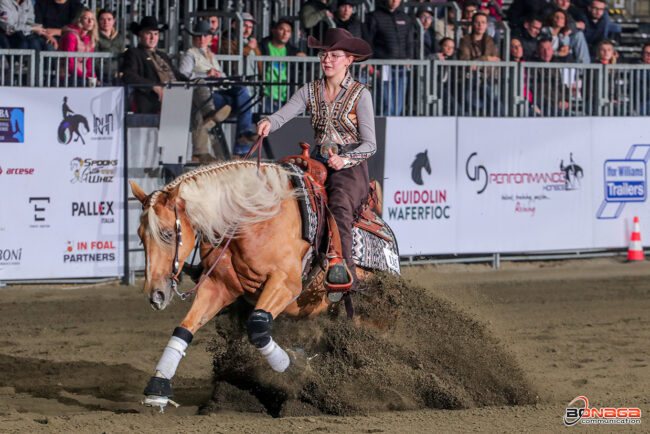 F3NPL4-115-ANNA-MARIA ZEHETBAUER-SS TARZAN